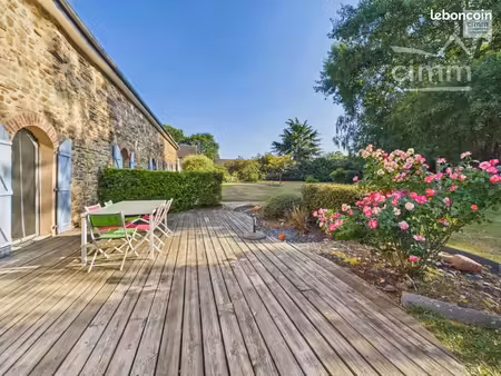 maison 7 pièces 178 m²
