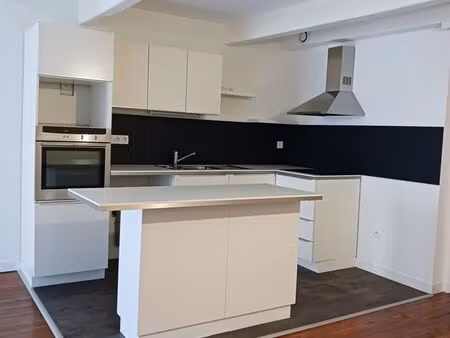 a louer appartement centre ville barcelonnette