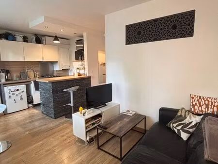 studio bis meublé 32m² avec parking – montigny-le-bretonneux (proche gares)