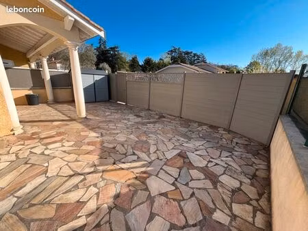 t3 climatisé 66m² avec terrasse