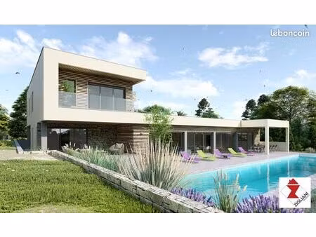 villa 5 pièces 261 m²
