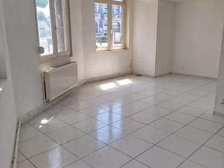 appartement 3 pièces 75 m²