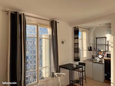 porte vincennes  paris 20ième. studio 15 5 m2 meublé
