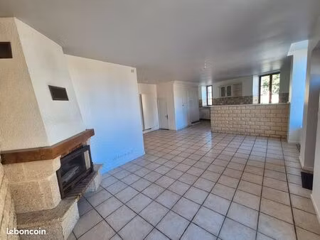 maison à louer à sablonnières