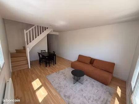 duplex meublé 58 20 m² (60 07 m² au sol) avec terrasse