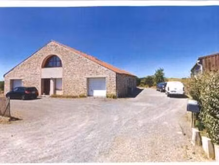 location maison à saint-philbert-de-grand-lieu (44310) : à louer / 74m² saint-philbert-de-