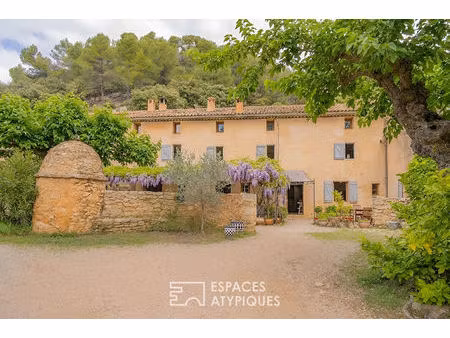 bastide rurale du 18e siècle sur 12 hectares