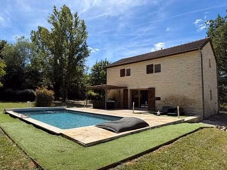 cahors  maison en pierre rénovée avec piscine