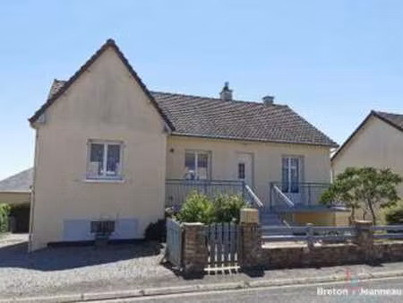 vente maison à villaines-la-juhel (53700) : à vendre / 85m² villaines-la-juhel