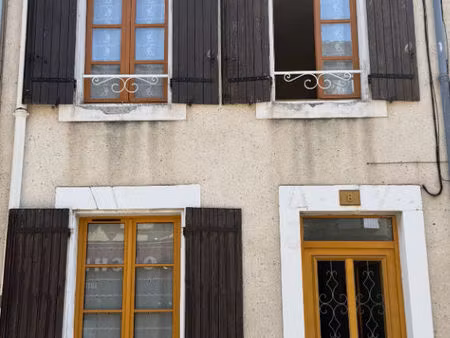 maison de ville avec garage à villeneuve/lot