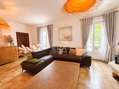 immeuble laragne monteglin 8 pièce(s) 229 m2