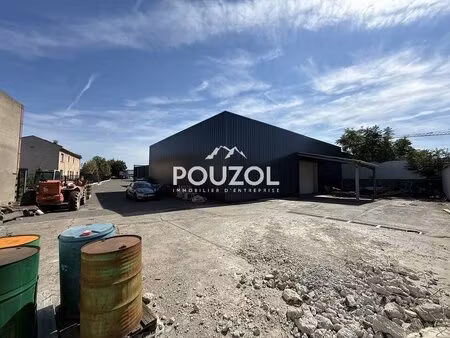 location local d’activités aubiere 63170 985m²