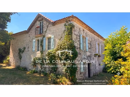 un refuge hors du temps à 5mn du centre du village