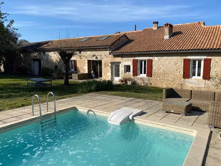 propriété en pierre rénovée à visiter absolument ! neuvic 24190