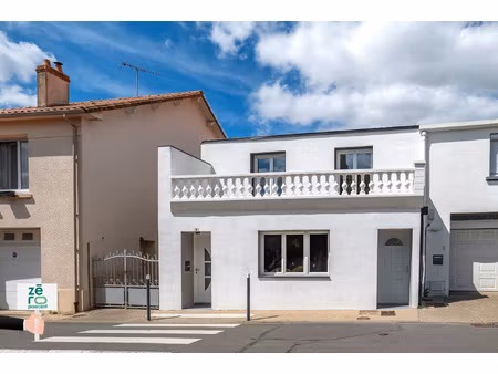 maison neuve au coeur du bourg