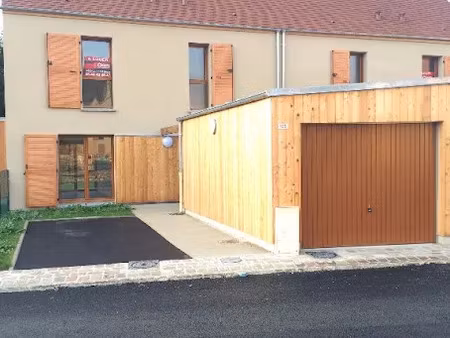 location maison 4 pièces 88.29 m² à saint-sauveur (60320)  920 €
