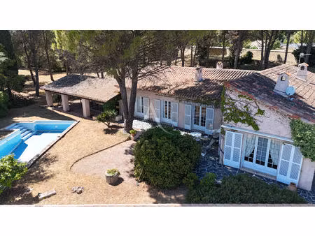 maison sur villemoustaussou