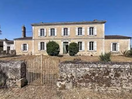 vente maison à andilly (17230) : à vendre / 280m² andilly