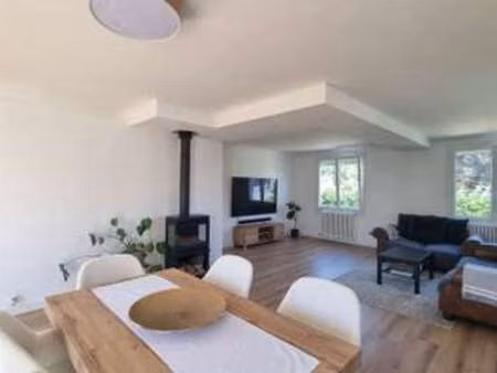 location maison à sautron (44880) : à louer / 130m² sautron