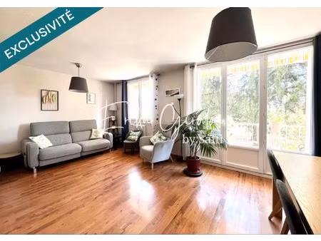 appartement t4 de 85 m² - cave et stationnement