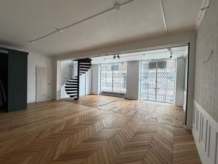 location commerce reims 51100 85m²