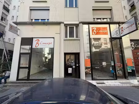 location commerce 112m² à 130m²