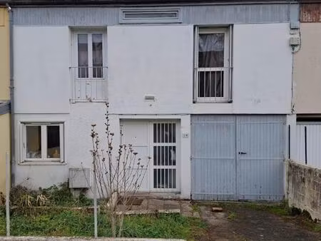 maison mitoyenne vendu louée de 85m2 avec jardin  5 pièces dont 3 chambres