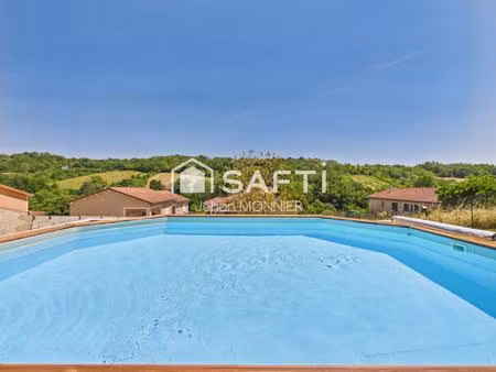 maison familiale avec terrain et piscine