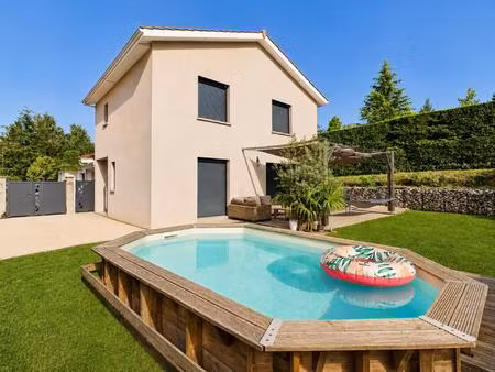 maison récente de 125 m² avec 4 chambres et garage