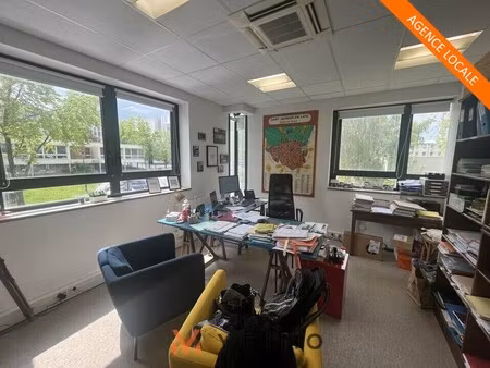 location bureaux 252 m²