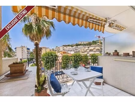 studio avec terrasse  vue mer - menton centenaire