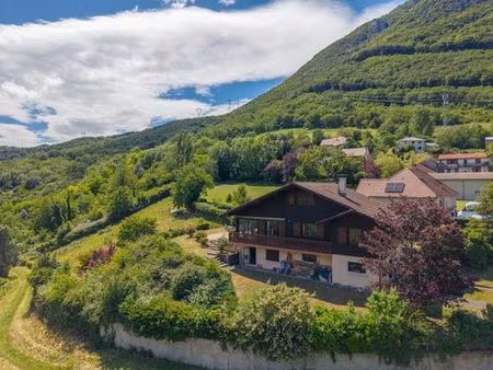 maison de luxe de 6 pièces en vente à collonges  auvergne-rhône-alpes