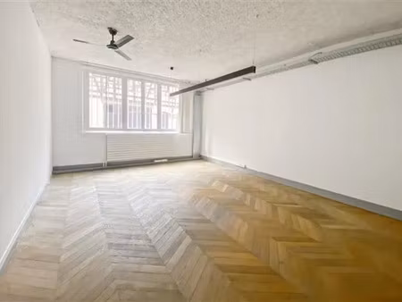 location bureau paris 16ème (75116) 383 m²