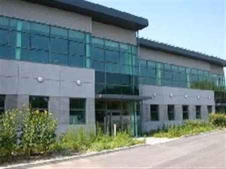location local d’activités noisy le sec 93130 990m²