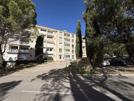 vente appartement 1 pièce 17 m² gréoux-les-bains (04800)