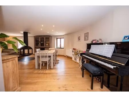 appartement de luxe de 5 pièces en vente à rochejean  bourgogne-franche-comté