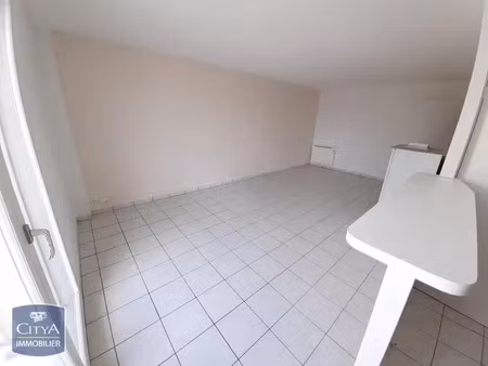 appartement à louer 2 pièces 49.32 m² - blois (41) - 615€
