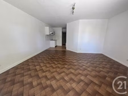 location appartement 3 pièces 50m² graulhet 81300