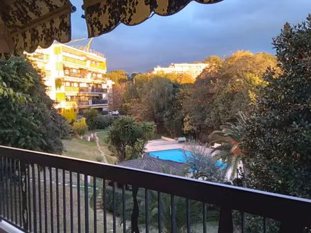 location appartement 1 pièce 10 m² à antibes (06160)