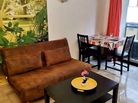 location appartement 1 pièce 28 m² à antibes (06160)