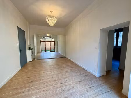 location appartement 2 pièces 51m² montauban 82000