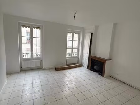 location appartement 3 pièces 56m² villeurbanne 69100