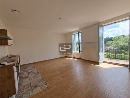 location appartement 3 pièces 56m² couzon au mont d or 69270