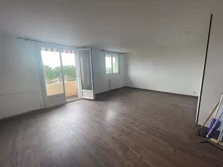 location appartement 3 pièces 65m² decines charpieu 69150