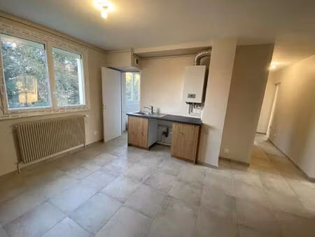 location appartement 3 pièces 68m² decines charpieu 69150