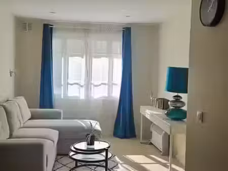 location appartement 1 pièce 22 m² à port-la-nouvelle (11210)