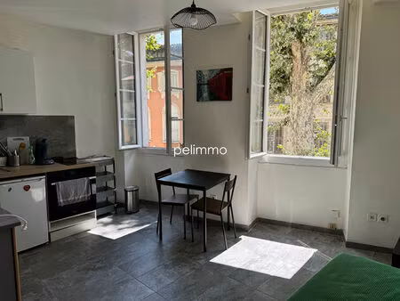 salon de pce - studio meuble -17 04 m2