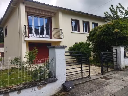 vente maison 4 pièces 80 m² à cahors (46000)  192 600 €