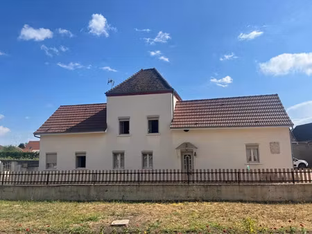 vente maison 5 pièces 120 m² à sassenay (71530)  195 000 €
