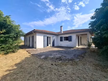 vente maison 4 pièces 140 m² à le chay (17600)  201 400 €